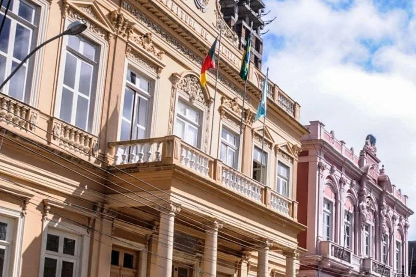 Canal Solar Pelotas invests in electric mobility and solar energy to reduce bus fares