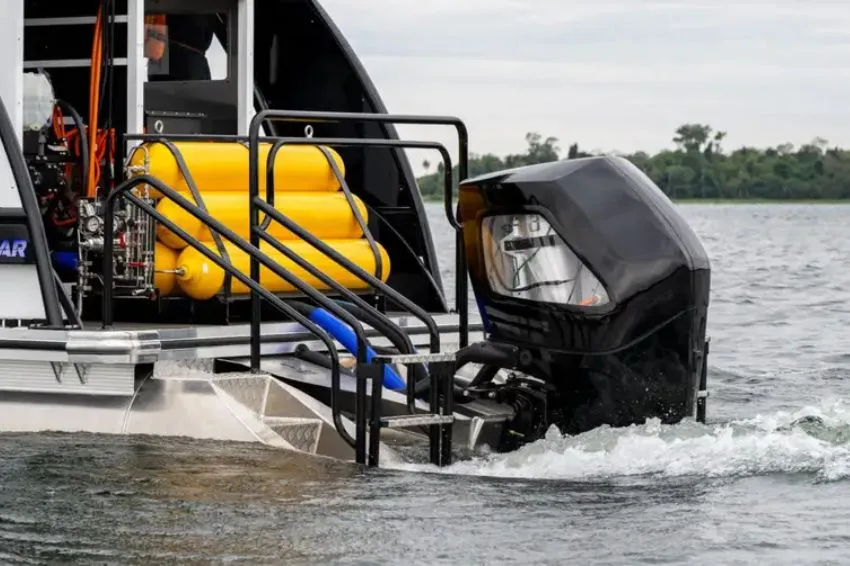 Itaipu apresenta barco movido a hidrogênio verde para COP 30