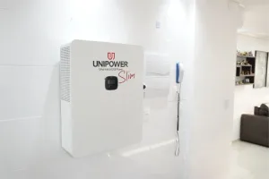 Canal Solar - Backup em apartamento sistema all-in-one opera sem FV e garante continuidade em apagões