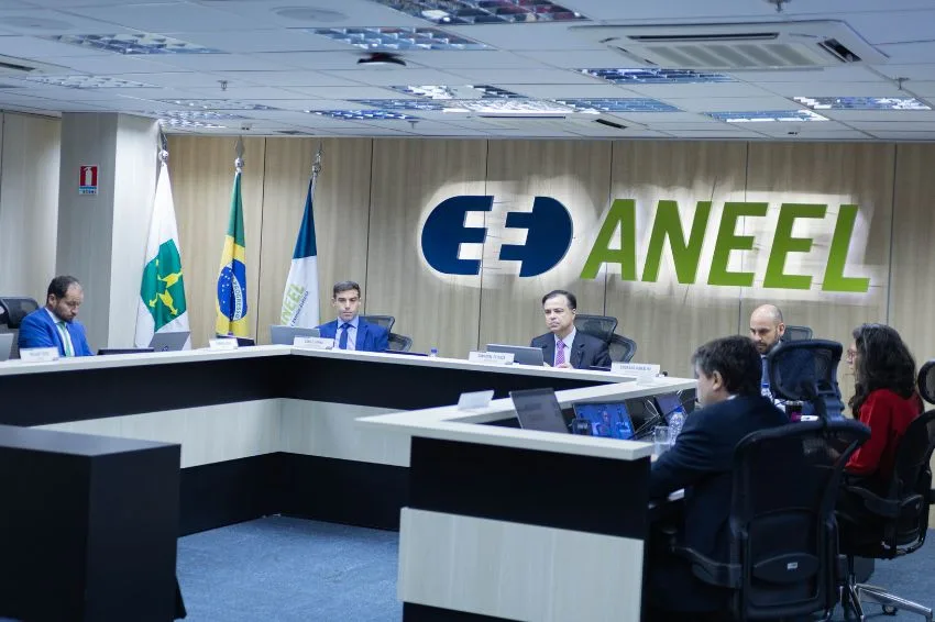 Canal Solar - ANEEL aprovou todas as renovações de concessão de distribuidoras analisadas em 2025