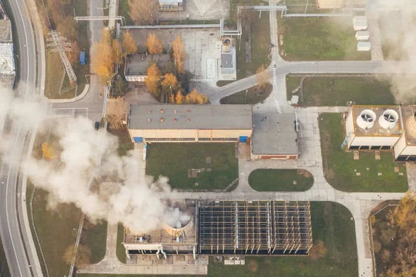 Fossil fuels are driving CO₂ emissions to record levels.