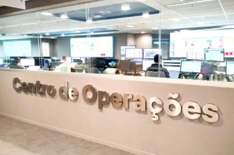 Canal Solar - Sob risco de perder concessão, Enel-SP anuncia plano para melhorar atendimento