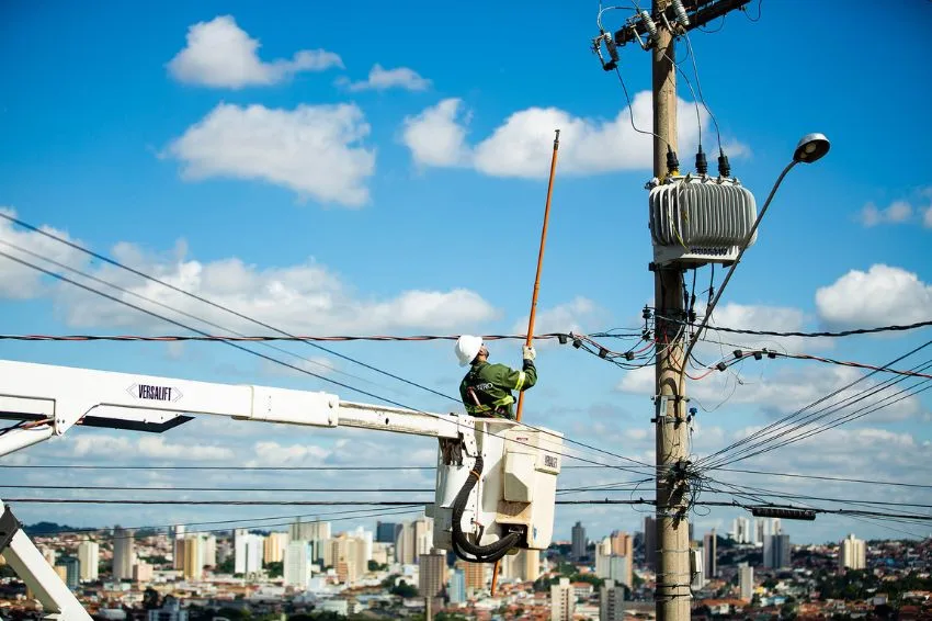 Canal Solar - Neoenergia interrompe fornecimento de energia em Brazlândia e Lago Sul nesta terça (23)
