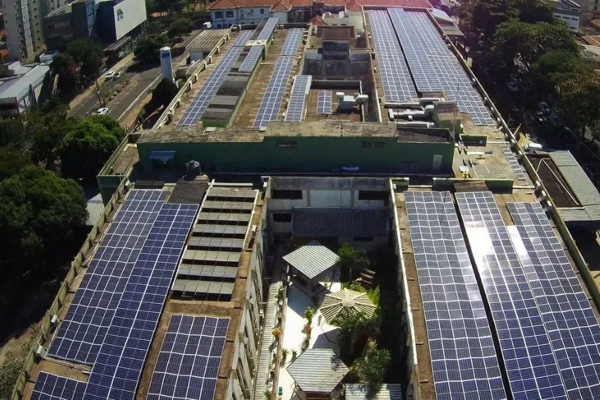 Conheça os bastidores da usina solar do Hospital da UFTM