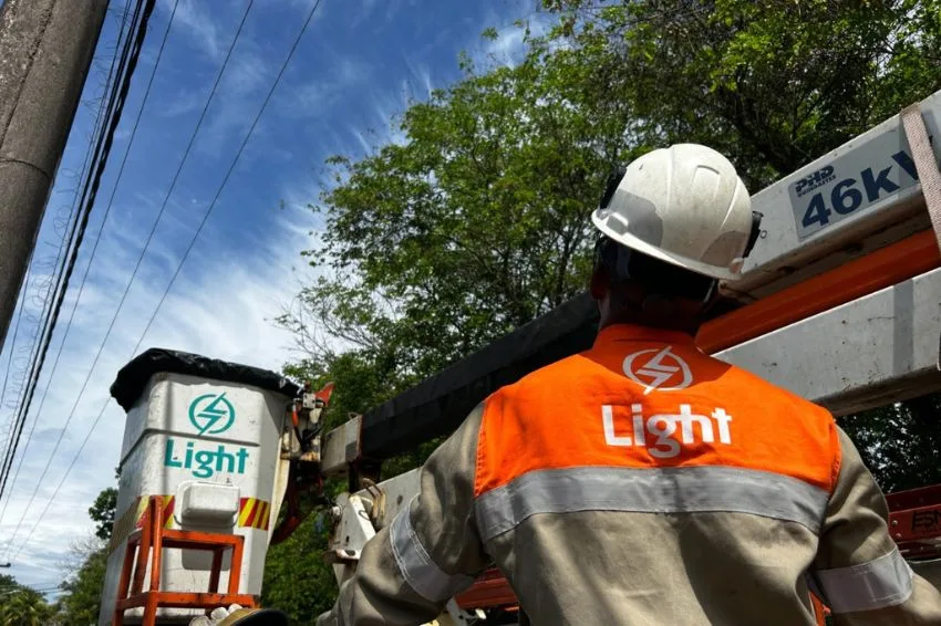 Light compra comercializadora varejista de energia
