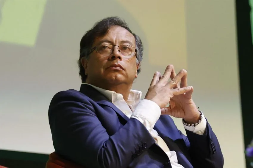 Petro propõe parceria energética sustentável em diálogo com Trump