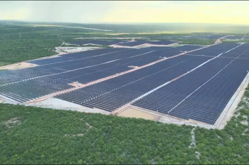 Complexo solar de R$ 2,4 bilhões entra em operação comercial em Minas