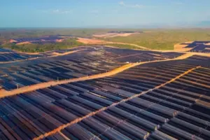Complexo solar em fase de testes recebe novo aporte milionário no Ceará