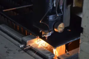 Estruturas metálicas para usinas de solo exigem precisão industrial e controle técnico rigoroso