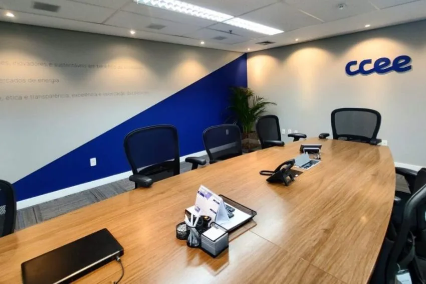 Canal Solar - Mercado define novo comando da CCEE na próxima quinta-feira