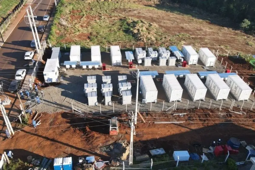 Medidores inteligentes e usinas virtuais: detalhes do novo BESS da Pacto Energia