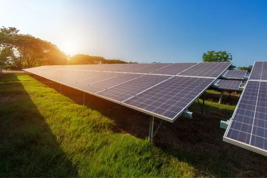 Alta nos preços dos painéis solares: o que muda para o mercado fotovoltaico?