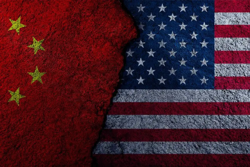 Canal Solar - China avalia restringir exportações de equipamentos fotovoltaicos aos EUA