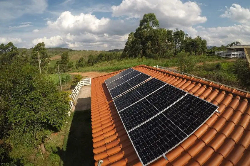 Canal Solar - Reforma Casa Brasil governo amplia crédito e reduz juros; financiamento inclui energia solar