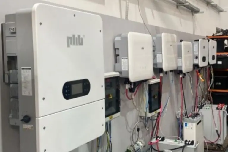 PHB Solar apresenta novos inversores híbridos trifásicos ETL