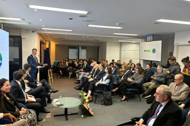 Canal Solar - ANEEL inaugura sua primeira gerência regional de fiscalização