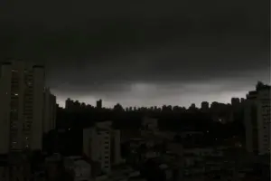 Canal Solar - Apagão de 2001 completa 25 anos do caos das velas ao desafio da transição energética