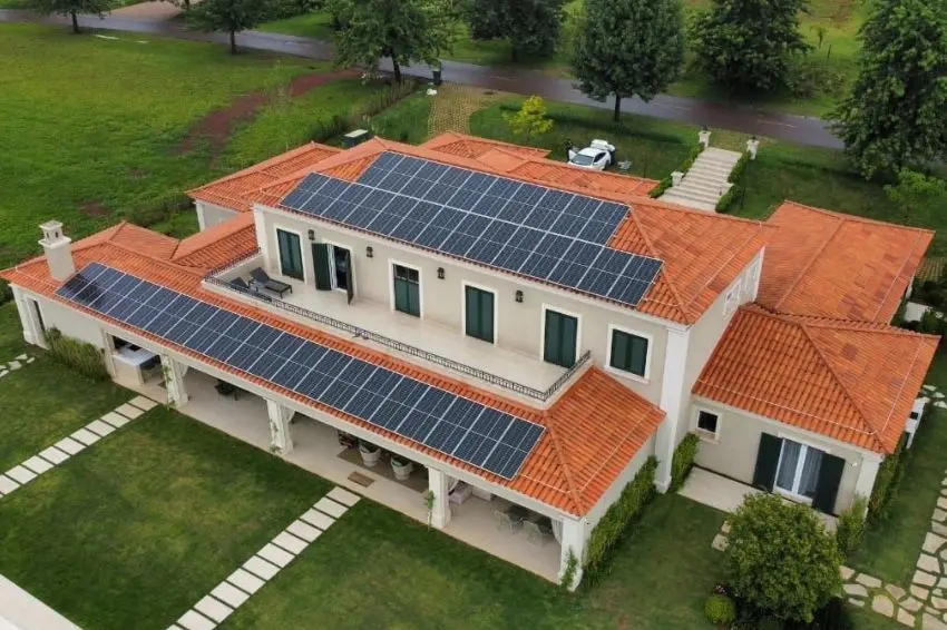 Deputados de MS aprovam projeto que obriga distribuidoras a detalharem geração solar na conta de luz