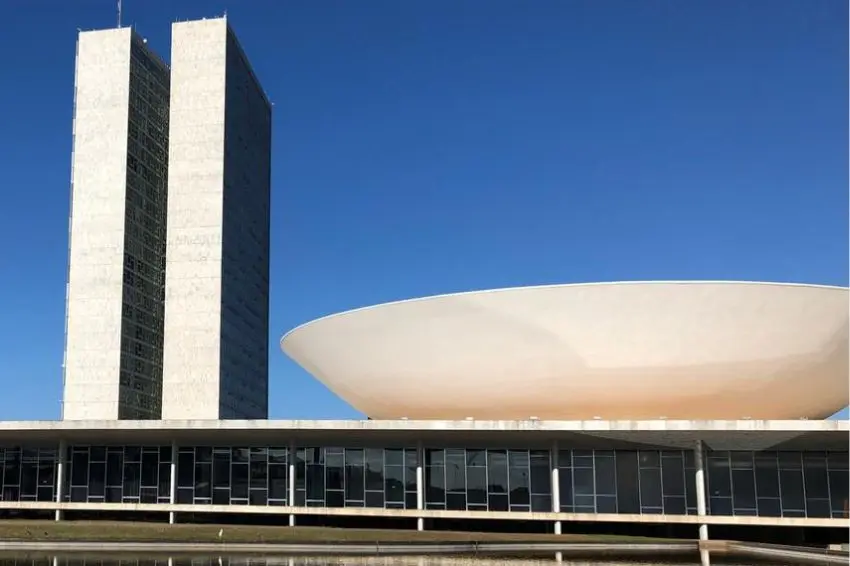 Requerimento tenta acelerar votação do PDL 2608 contra o LRCAP