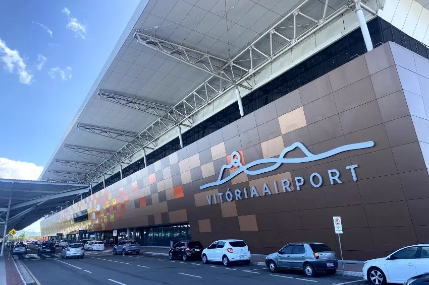 Aeroporto de Vitória terá 4 usinas solares para gerar 769 MWh por mês