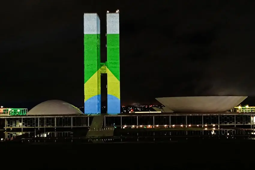 Canal Solar - Agências fortes são condição para a transição energética