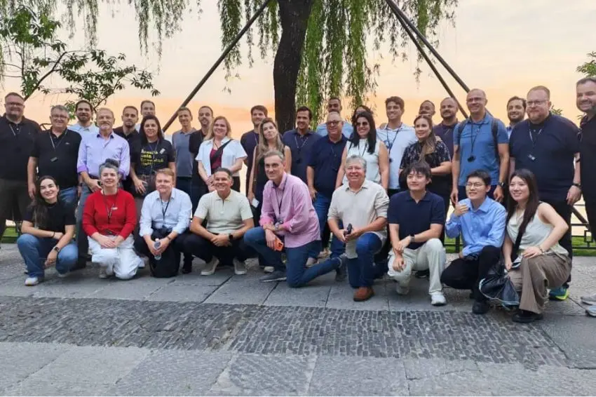 Hoymiles abre portas de sua sede global para missão empresarial organizada pelo SEBRAE e ABSOLAR