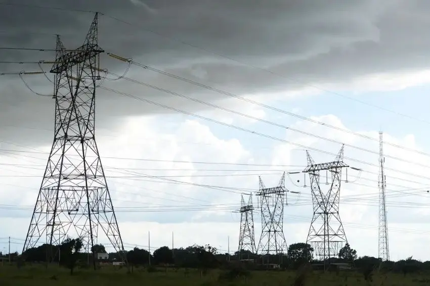 Canal Solar - MME decide reorganizar coleta de dados do setor elétrico