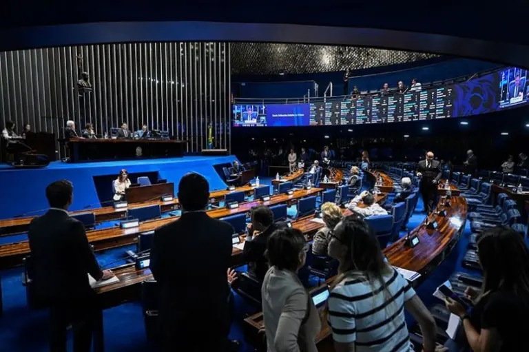 Canal Solar - Senado aprova proteção orçamentária para agências reguladoras