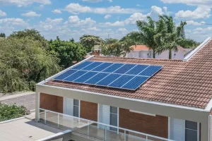 A NÃO INCIDÊNCIA DO ICMS SOBRE A ENERGIA ELÉTRICA COMPENSADA NO SISTEMA DE COMPENSAÇÃO DE ENERGIA ELÉTRICA
