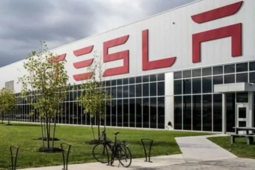 Canal Solar - Armazenamento de energia ganha protagonismo nos resultados da Tesla
