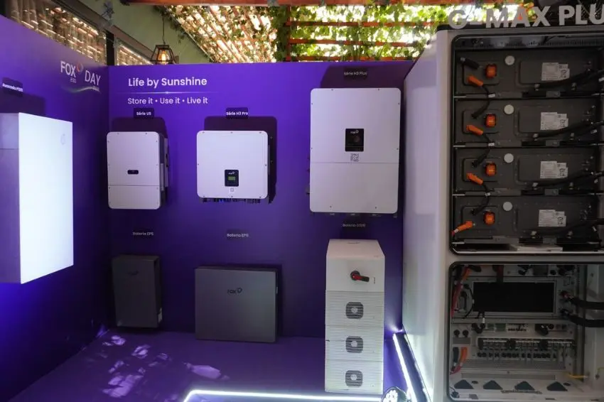 Bateria All-in-One conectada à tomada e BESS ultrarrápido: Fox ESS apresenta novidades para o Brasil
