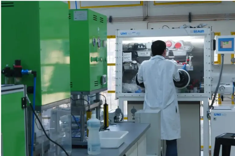 Baterias de sódio: a nova fronteira do armazenamento solar