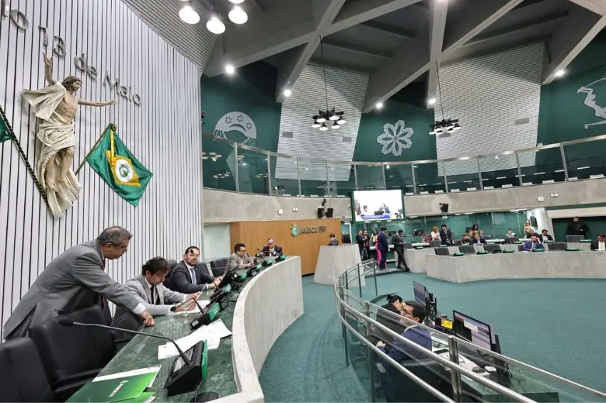 Canal Solar - Ceará aprova marco regulatório para atrair data centers e projetos de baterias