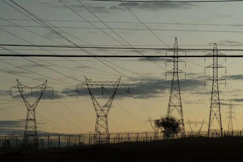 Conta de luz já afeta a competitividade de 83% das indústrias