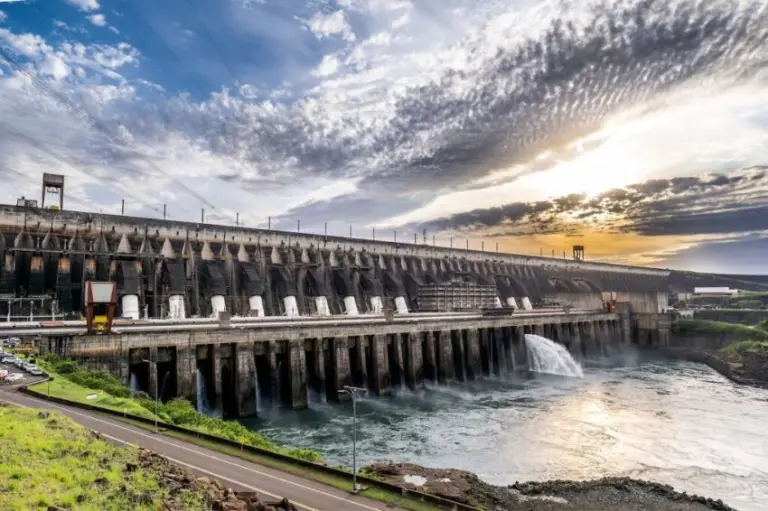 Canal Solar - El Niño deve favorecer hidrelétricas e aliviar preços da energia no curto prazo, diz XP