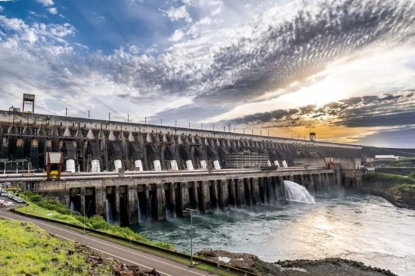 Canal Solar - El Niño deve favorecer hidrelétricas e aliviar preços da energia no curto prazo, diz XP