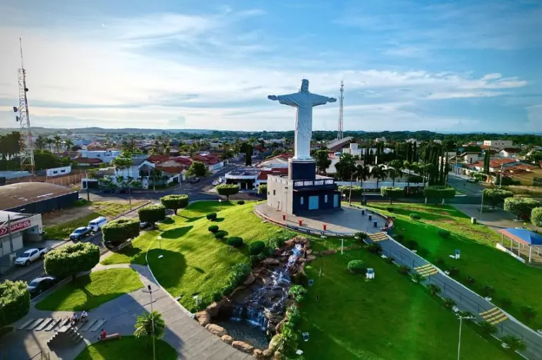 Canal Solar - Pequena no mapa, gigante na energia solar cidade de apenas 50 mil habitantes investe R$ 2 milhões em GD 