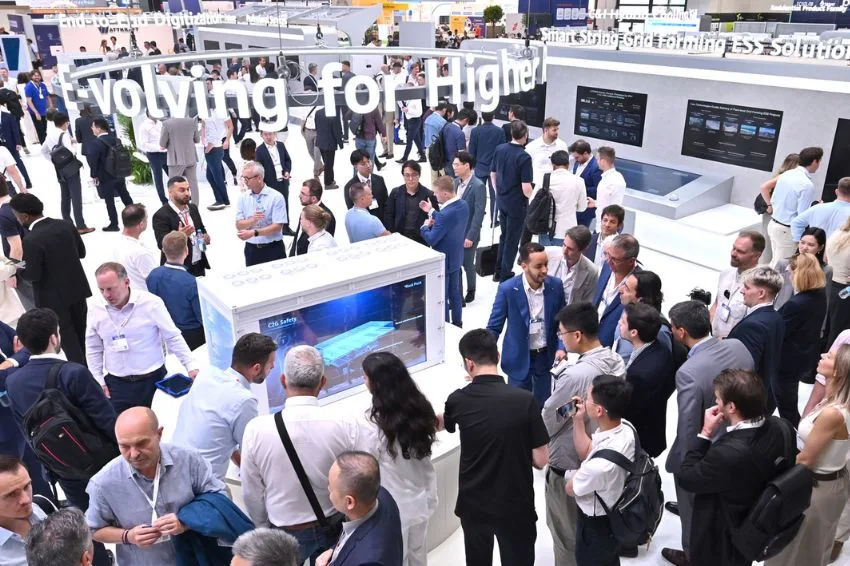 Canal Solar - Perdeu os principais anúncios da maior feira de energia solar da Europa Confira um resumo completo