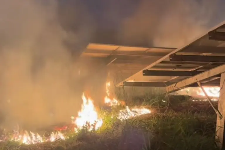 Canal Solar - Prefeitura de Cuiabá aponta incêndio criminoso em usina de energia solar
