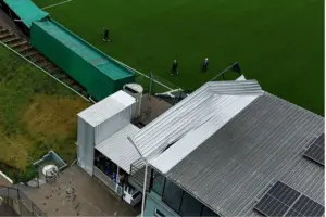 Canal Solar - Temporal causa estragos no estádio e o CT do Juventude; clube avalia impactos em sistema solars