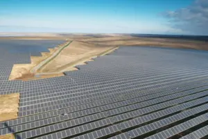 Canal Solar - Tesla compra 90% da produção de megausina solar com baterias (1)