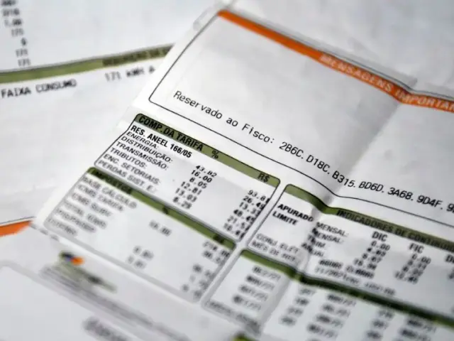 Canal Solar - ANEEL aprova novos reajustes na conta de luz; maior alta chega a 19,74%