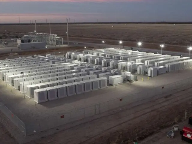 Canal Solar - Armazenamento de energia impulsiona US$ 100 bilhões em investimentos nos EUA