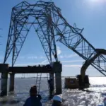 Canal Solar - Ciclone derruba 24 torres de transmissão no RS e deixa 67 mil consumidores sem energia
