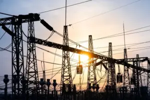 Canal Solar - Distribuidoras poderão perder concessão por atraso em obras de conexão