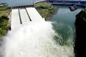 Canal Solar - Governo reduzirá geração hídrica para preservar reservatórios diante do Super El Niño 