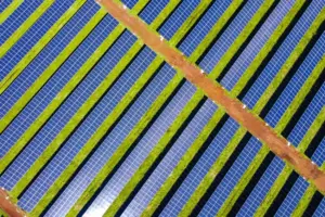 Canal Solar - Projeto de lei prevê criação de programa nacional para energia solar em escolas e unidades de saúde
