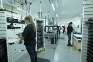 Canal Solar - SecPower amplia industrialização no Brasil com nova fábrica de baterias de lítio em Minas Gerais
