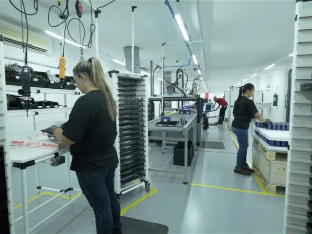 Canal Solar - SecPower amplia industrialização no Brasil com nova fábrica de baterias de lítio em Minas Gerais