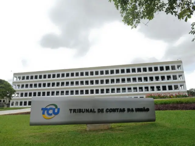 Canal Solar - TCU bloqueia R$ 5,02 bilhões que seriam usados para reduzir a conta de luz